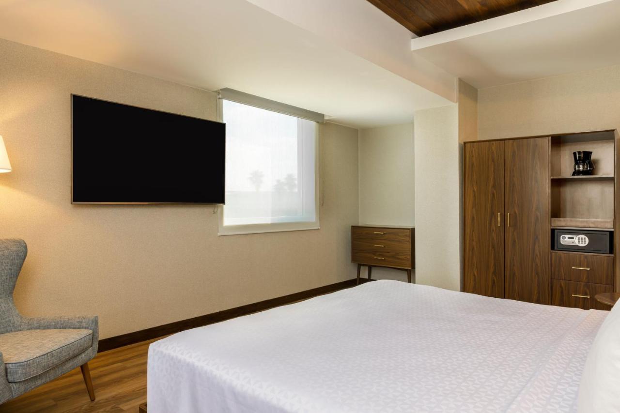Four Points By Sheraton Monterrey Airport 아포다카 외부 사진